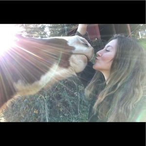 Meet your Posher, Kandi